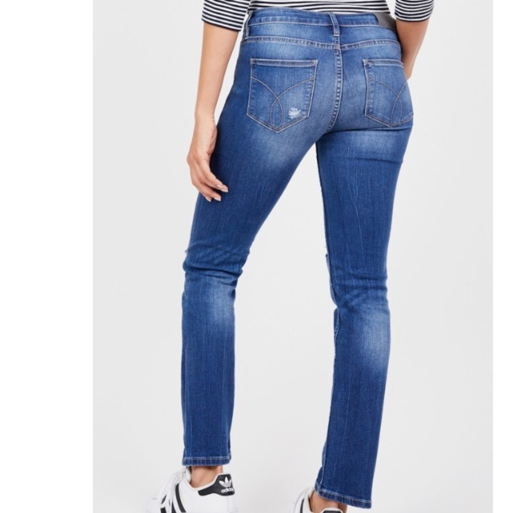 Calvin Klein Mid Rise Straight Leg Jeans 👖 - Picture 4 of 8